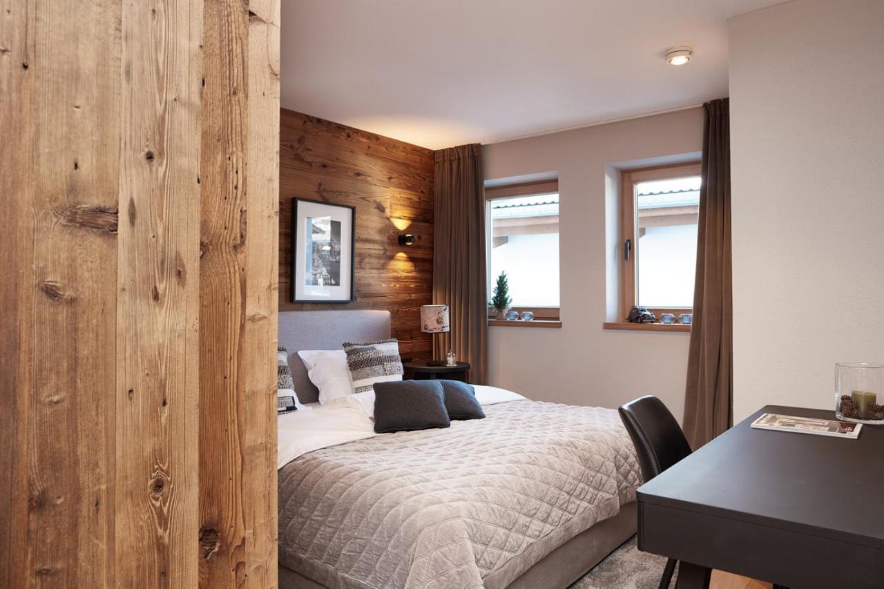 Hahnenkamm Suite Ski-In Ski-Out Direkt An Der Hahnenkammbahn كيتزبوهيل المظهر الخارجي الصورة