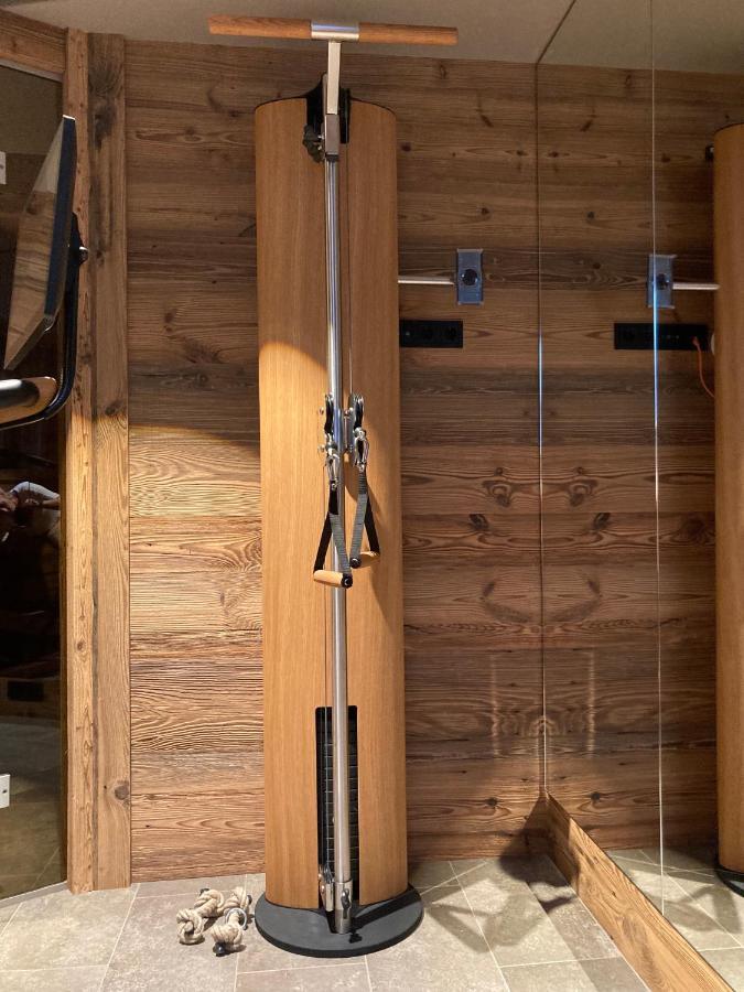 Hahnenkamm Suite Ski-In Ski-Out Direkt An Der Hahnenkammbahn كيتزبوهيل المظهر الخارجي الصورة